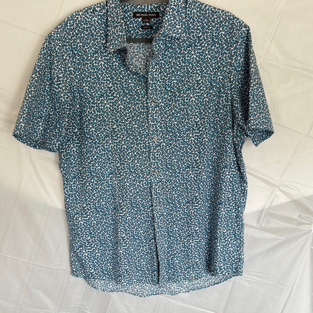 Michael Kors Blue and White Casual Button Down Shirt size large